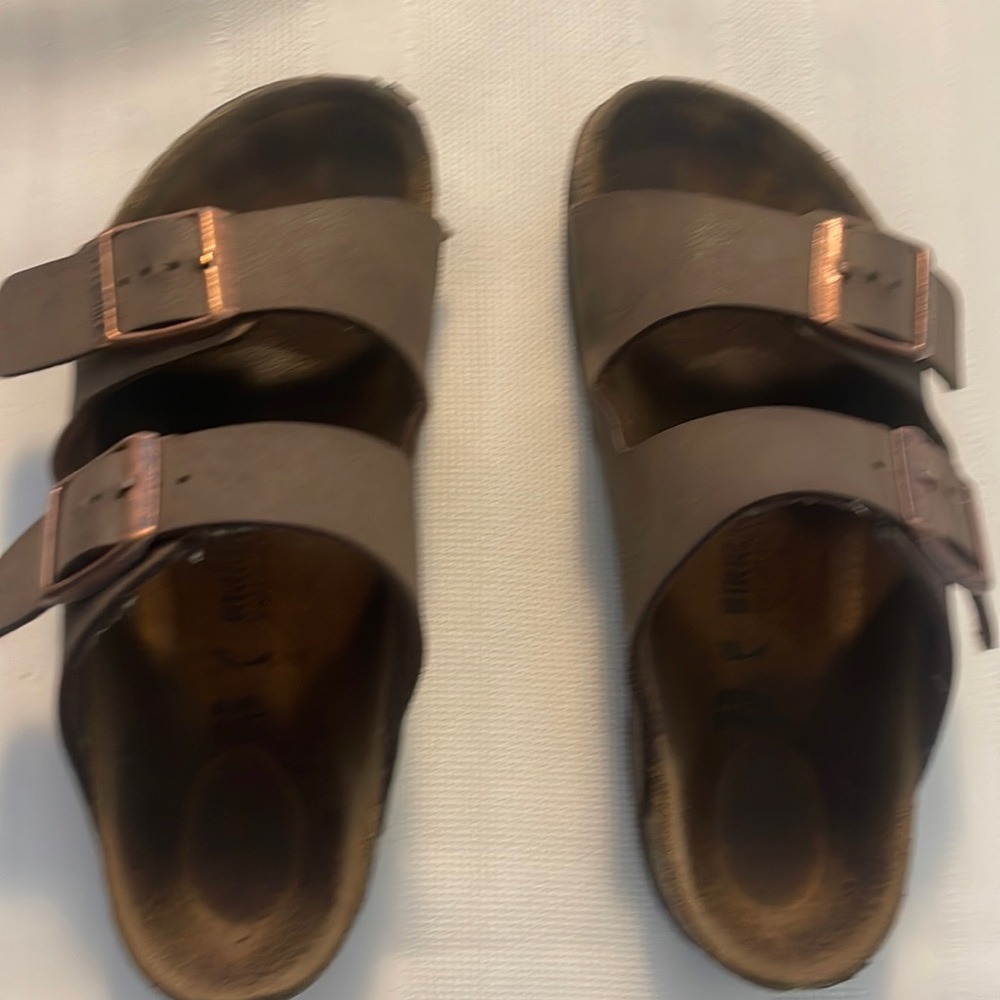 Youth Birkenstocks user size 33